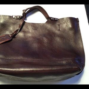 Old Trend Brown Leather Bag